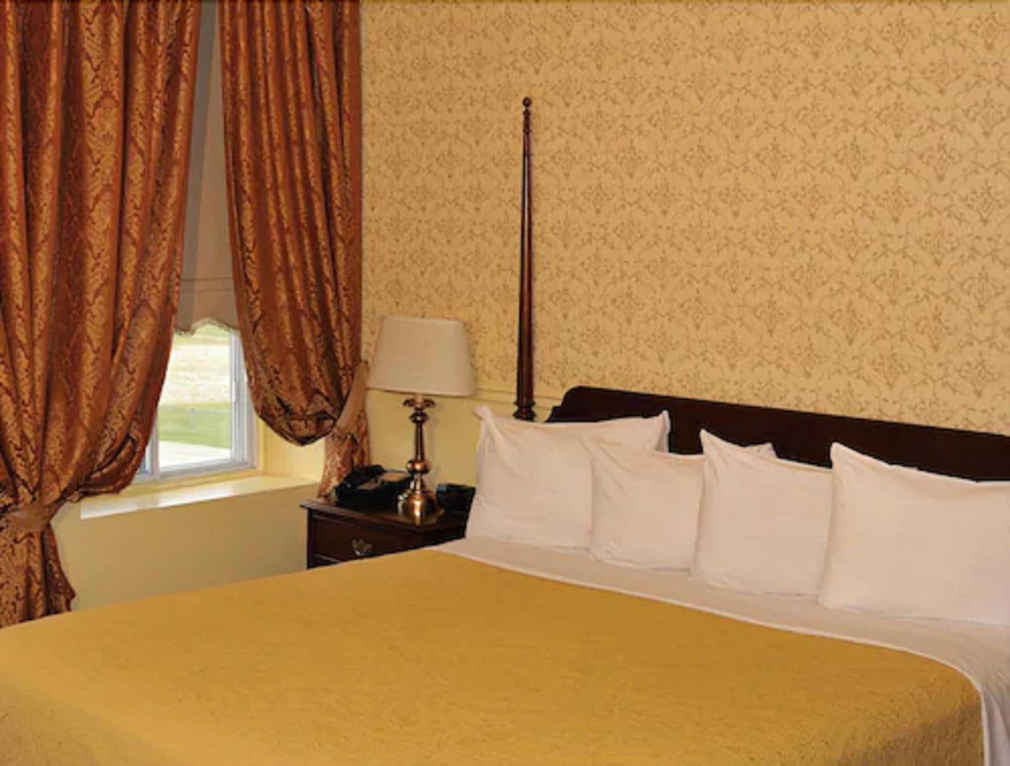 Auberge Montebello Bagian luar foto