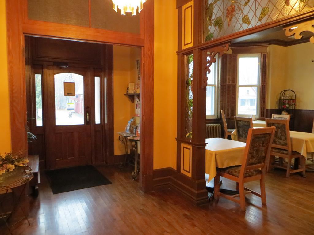 Auberge Montebello Bagian luar foto