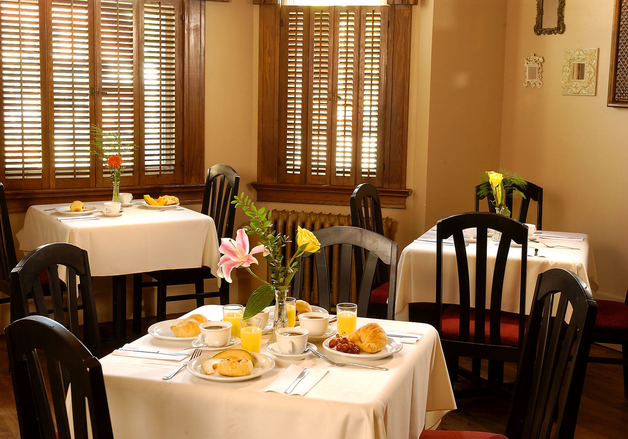 Auberge Montebello Bagian luar foto